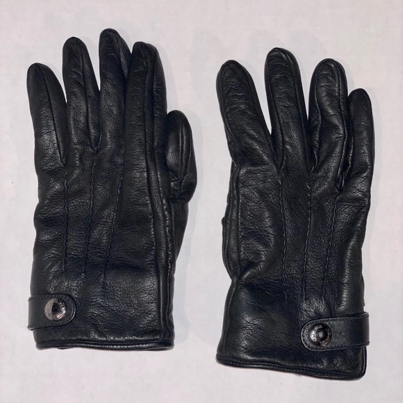Prada Leather Gloves with Fur inside. - Picture 1 of 6